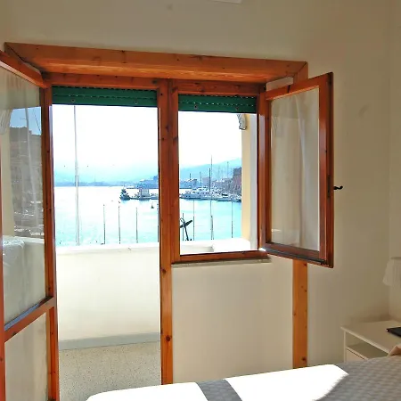 Hébergement de vacances Le Maree La Terrazza Sul Mare *